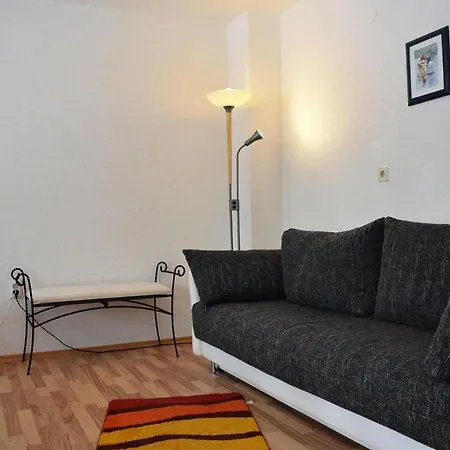 Appartement Apartment In Haidmuehle With Balcony Or Terrace
